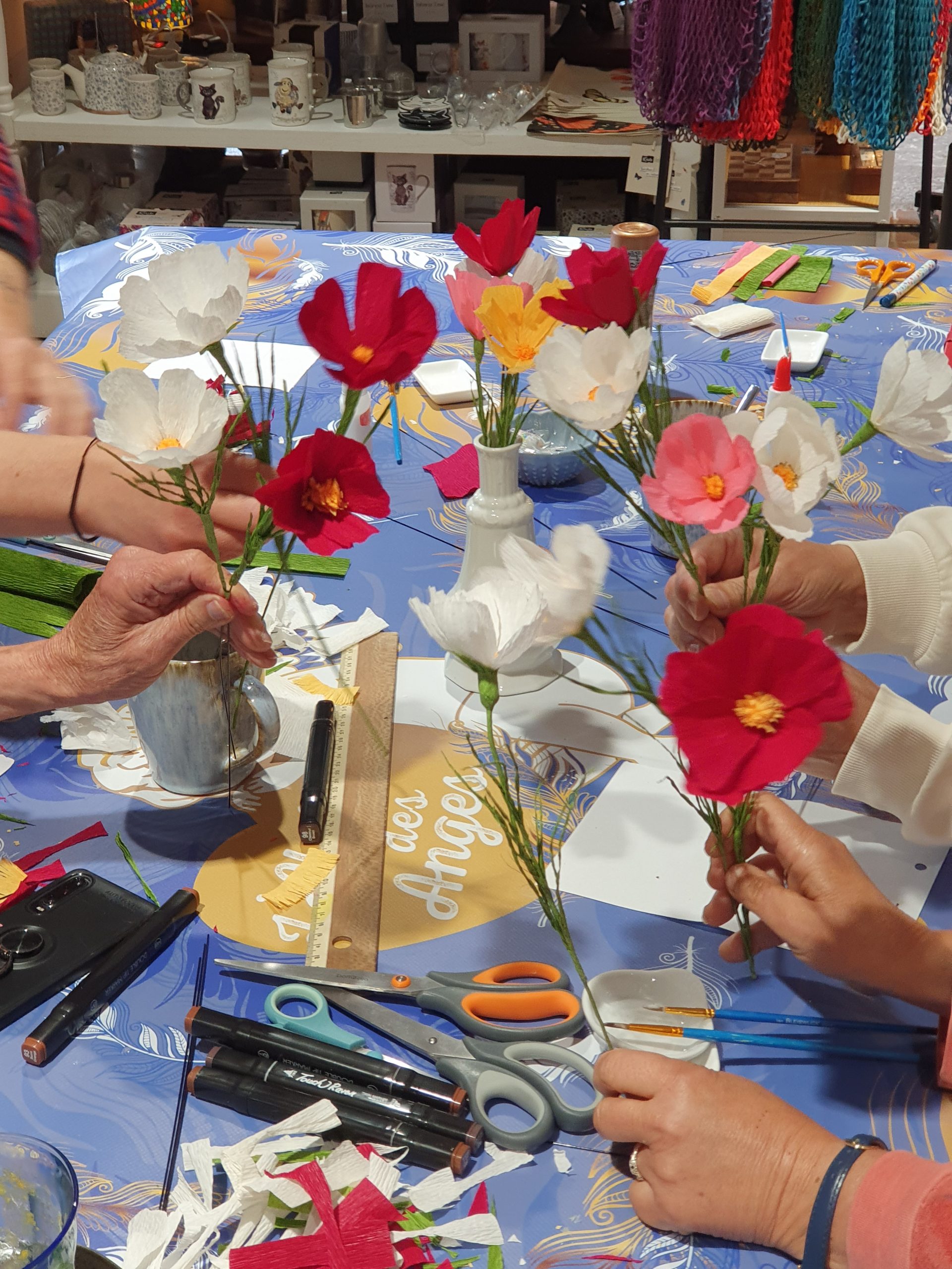 atelier fleur en papier cosmos