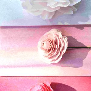 Papier crépon rose - Fleur en papier